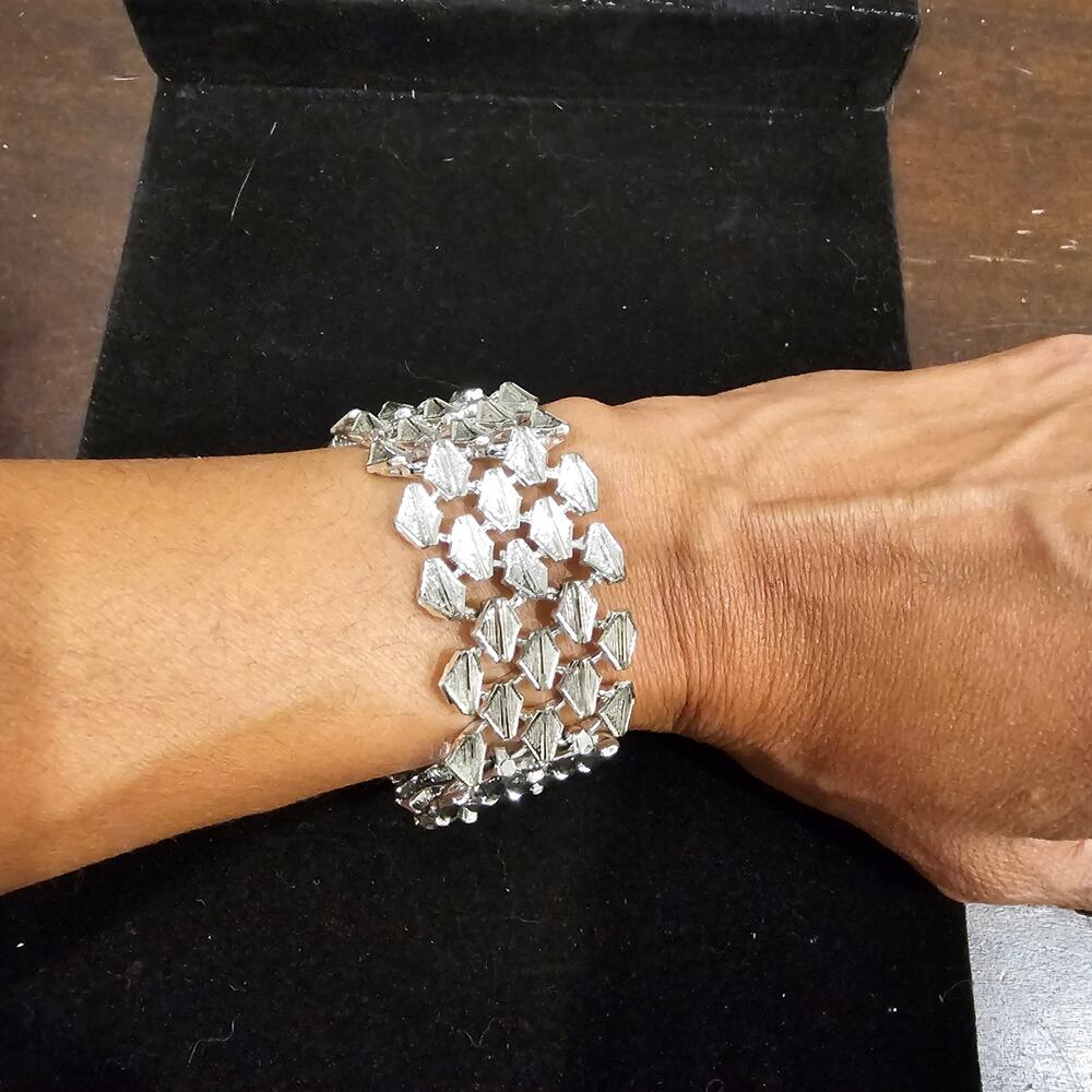 Coro Rhinestone Bracelet - Picture 2 of 4